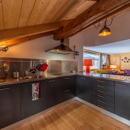Chesa Chascharia Attic - *