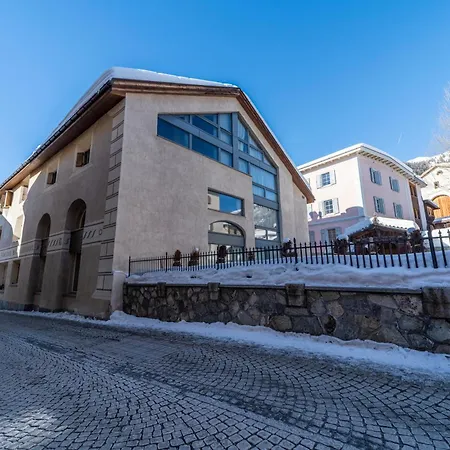 Chesa Chascharia Attic - *